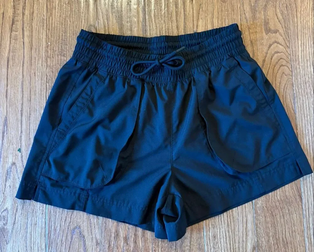 Old navy stretch tech 4” inseam athletic shorts small